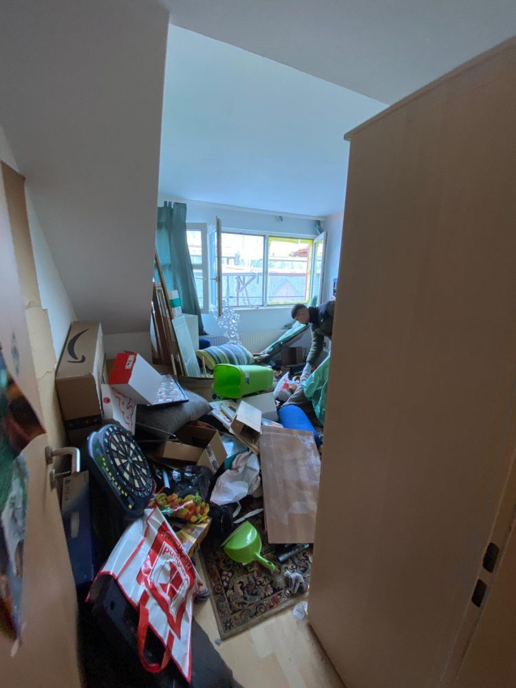 2b47a312-38e8-4a25-87f3-6c1d3007aa5d