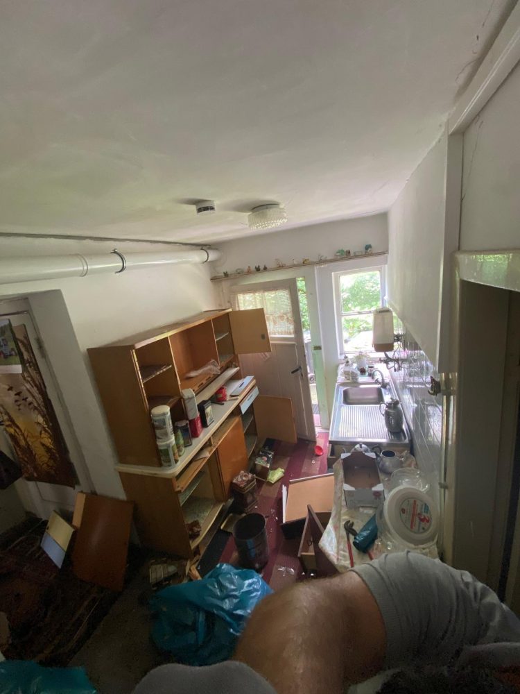 4d98693e-a9f4-403b-a6bd-73beed81ea12